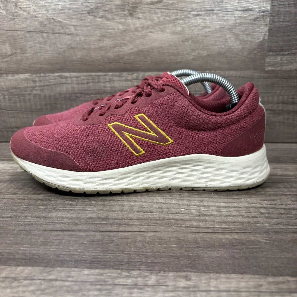 New Balance Fresh Foam Arishi v3 Red Gold Womens US Size 7 WARISMR3 Running Shoe